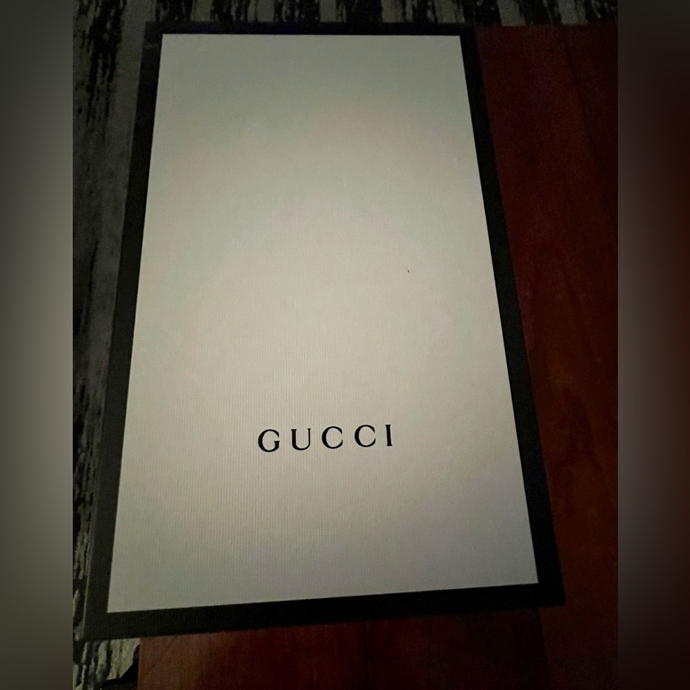 Sale!!!  Gucci Light Pink and Blue Leather Sneakers—Great condition! - Picture 10 of 10